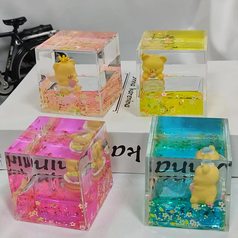 Cube Crystal Quicksand Desktop Ornament Cube Crystal Quicksand Desktop Ornament